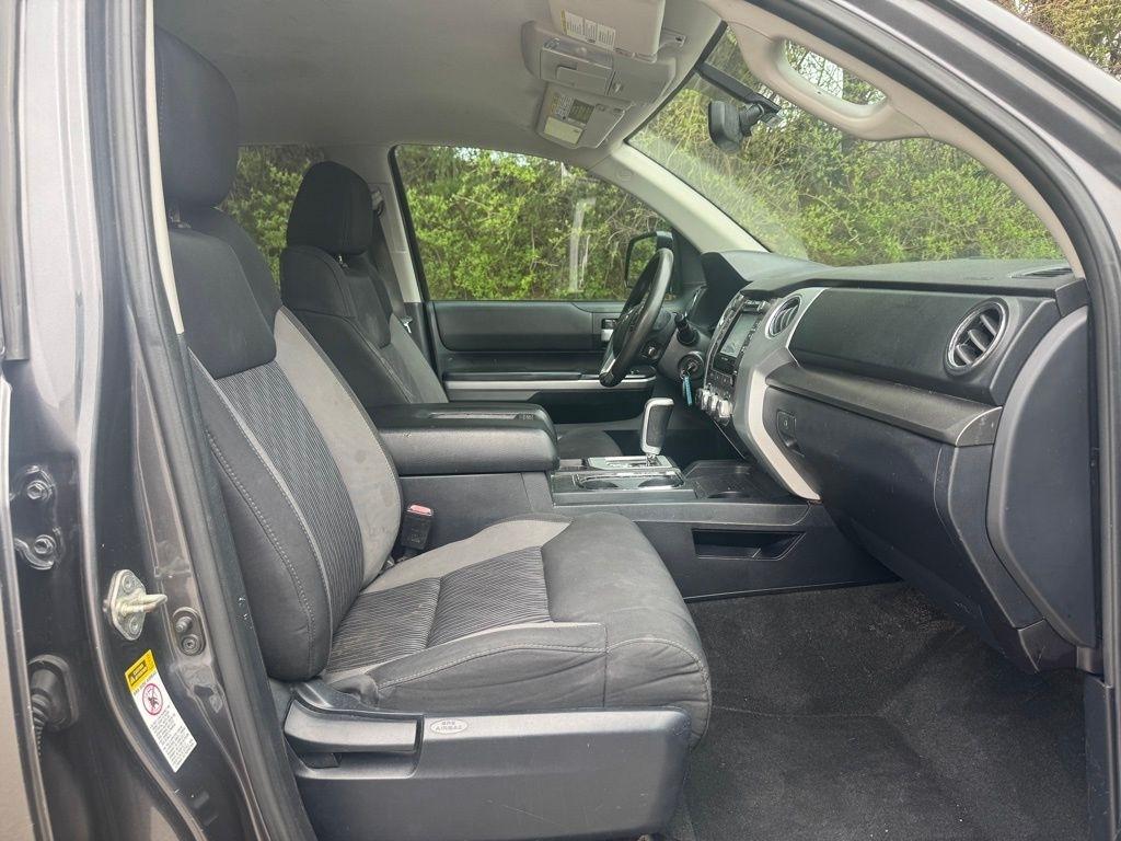 Toyota Tundra 4WD  2017