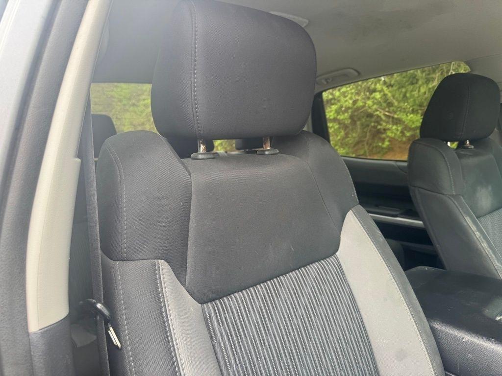 Toyota Tundra 4WD  2017