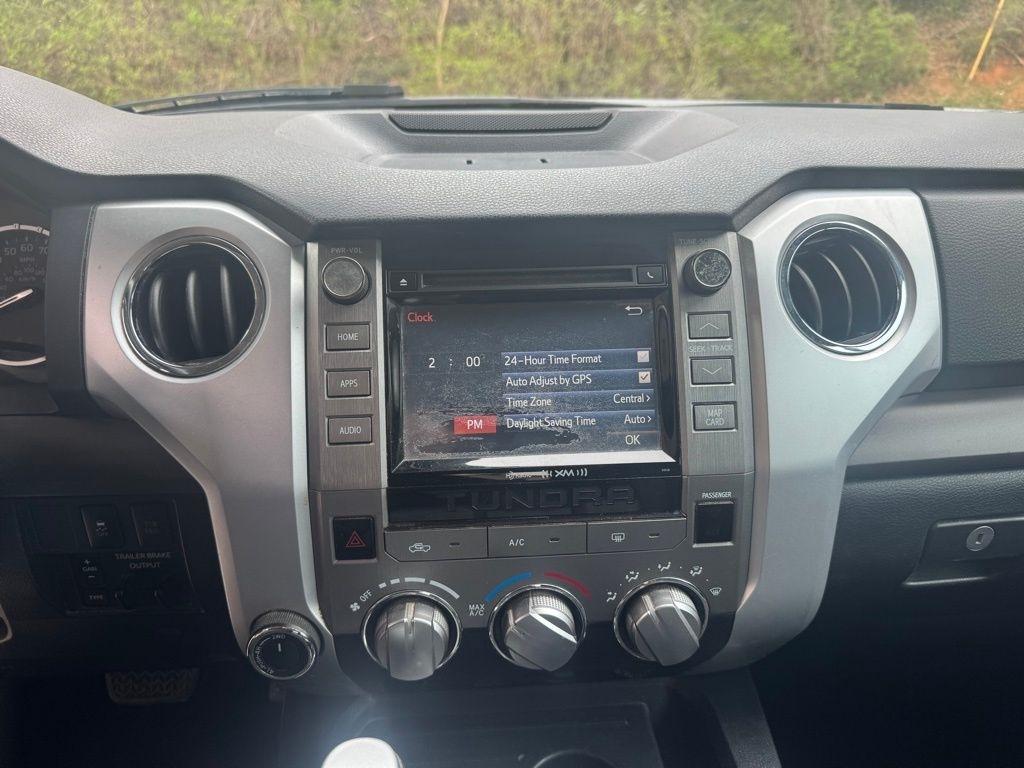 Toyota Tundra 4WD  2017