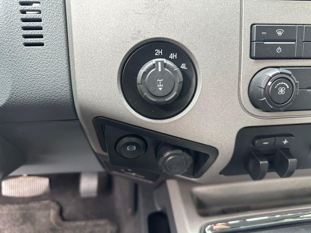 Ford Super Duty F-250 SRW  2016