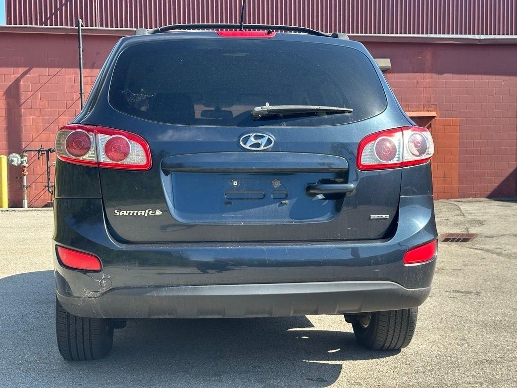 Hyundai Santa Fe  2012