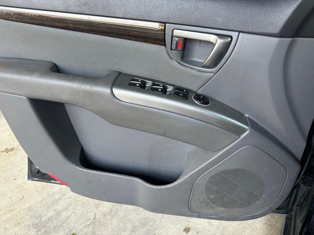 Hyundai Santa Fe  2012