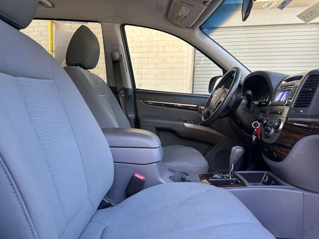 Hyundai Santa Fe  2012