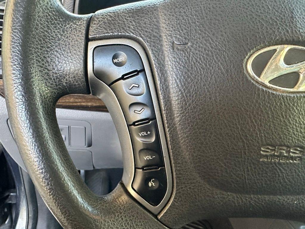 Hyundai Santa Fe  2012