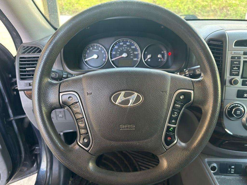 Hyundai Santa Fe  2012