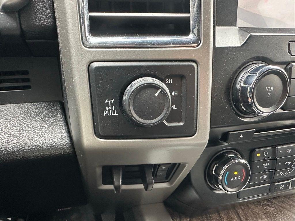 Ford Super Duty F-250 SRW  2017