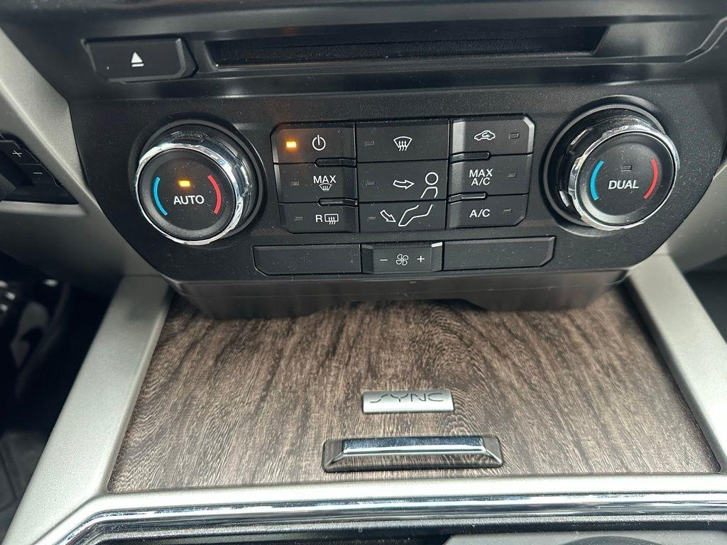 Ford Super Duty F-250 SRW  2017