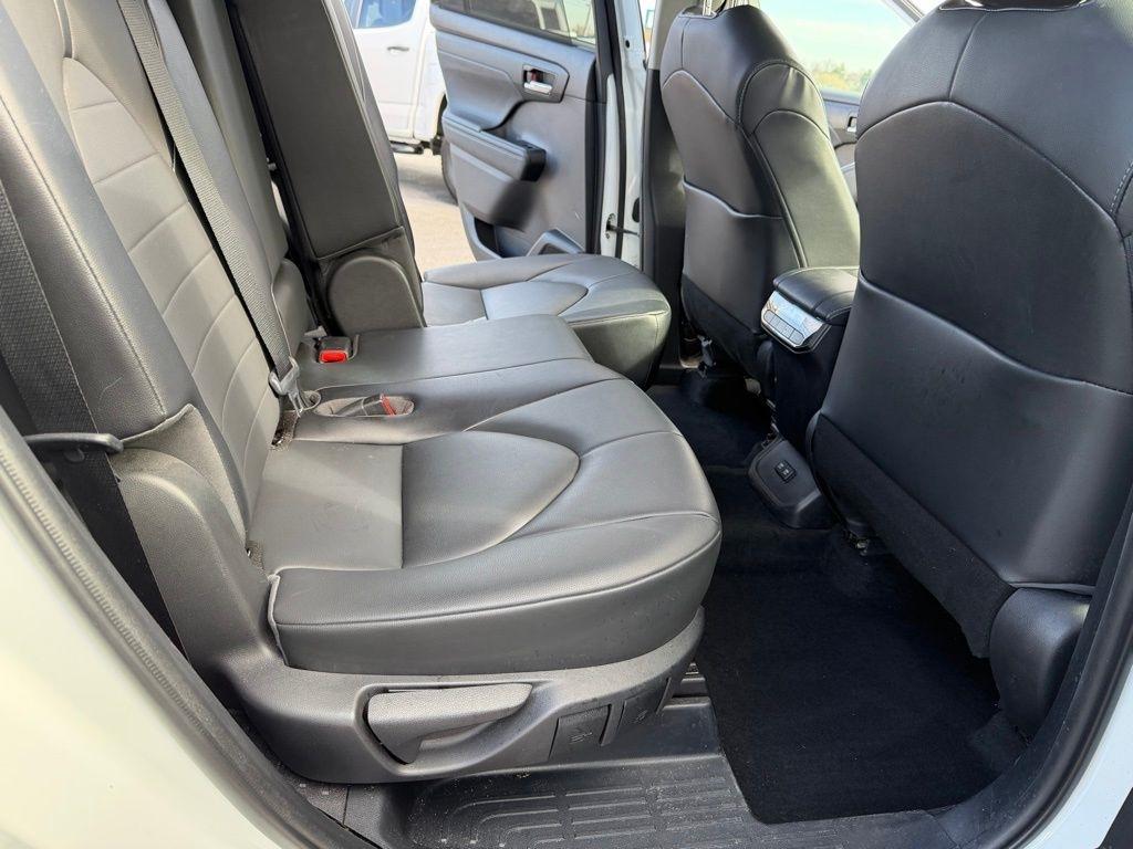 Toyota Highlander  2021