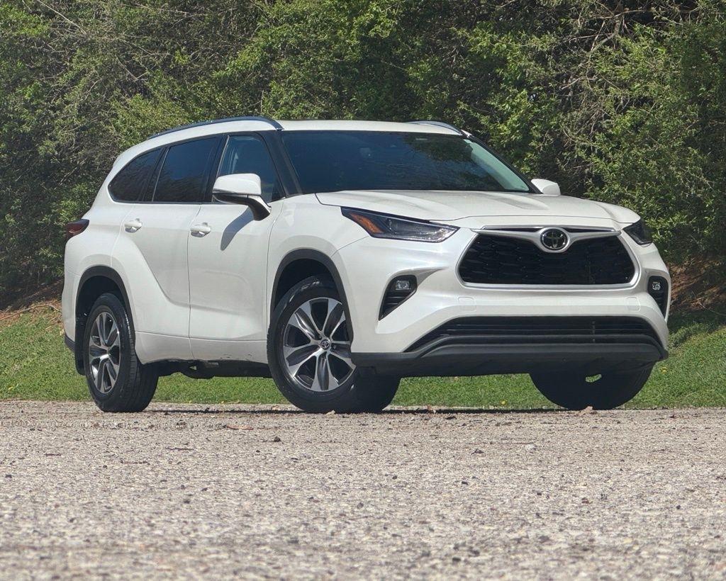 Toyota Highlander  2021