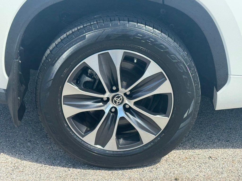 Toyota Highlander  2021