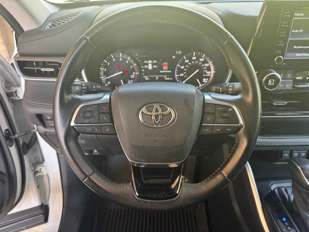 Toyota Highlander  2021