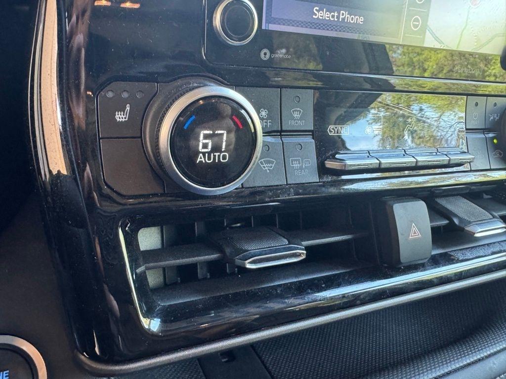 Toyota Highlander  2021