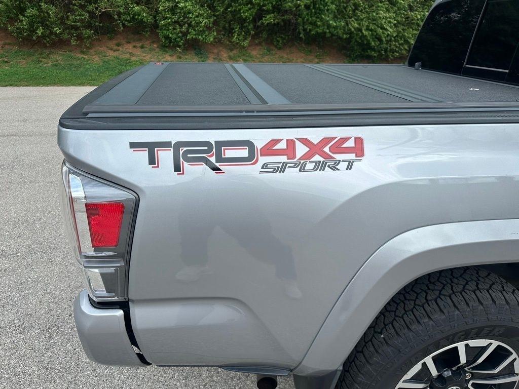 Toyota Tacoma 4WD  2021