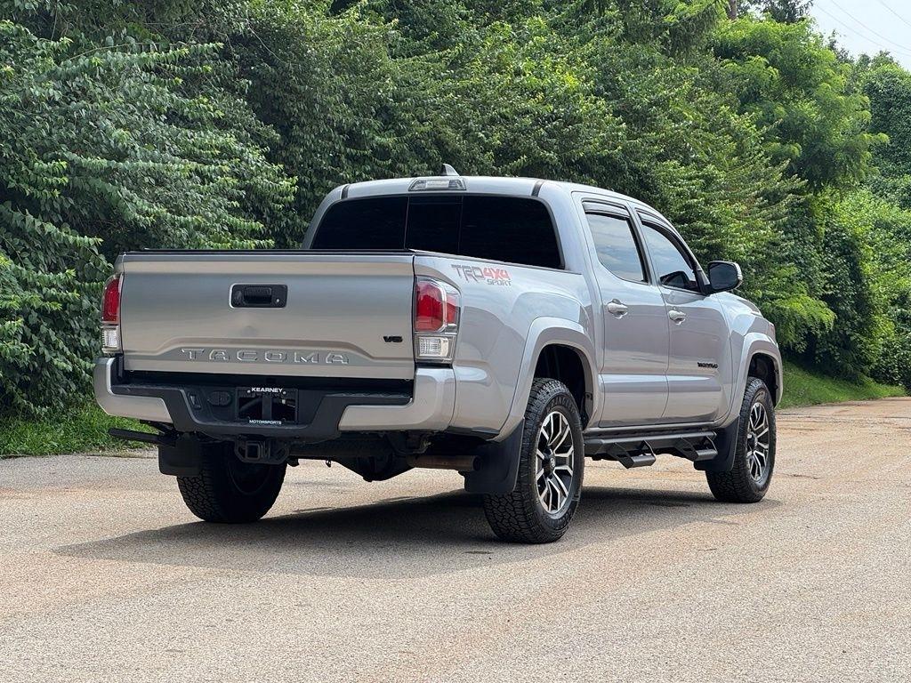 Toyota Tacoma 4WD  2021