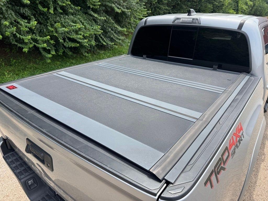 Toyota Tacoma 4WD  2021