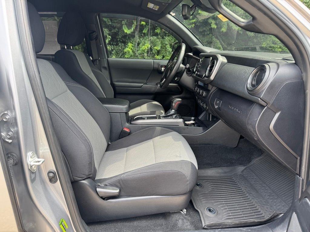Toyota Tacoma 4WD  2021