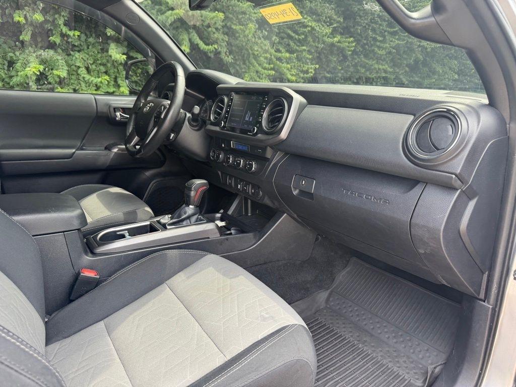 Toyota Tacoma 4WD  2021
