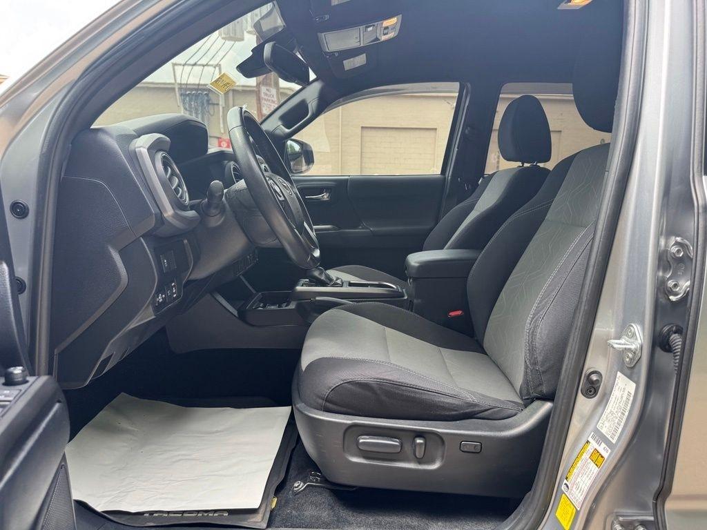 Toyota Tacoma 4WD  2021