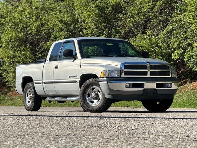 Silver 1999 Dodge RAM 1500 Pickup Truck 4-Speed Automatic