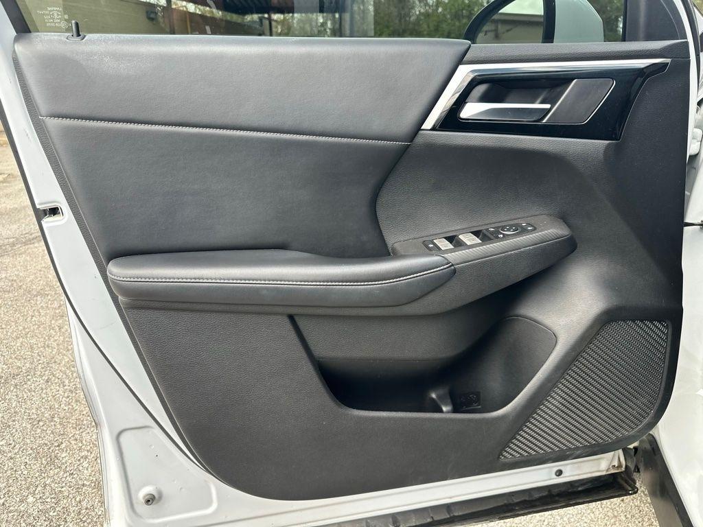 Mitsubishi Outlander  2022