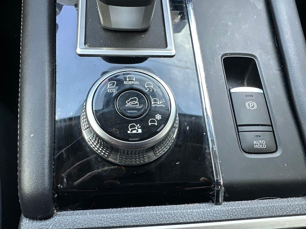 Mitsubishi Outlander  2022