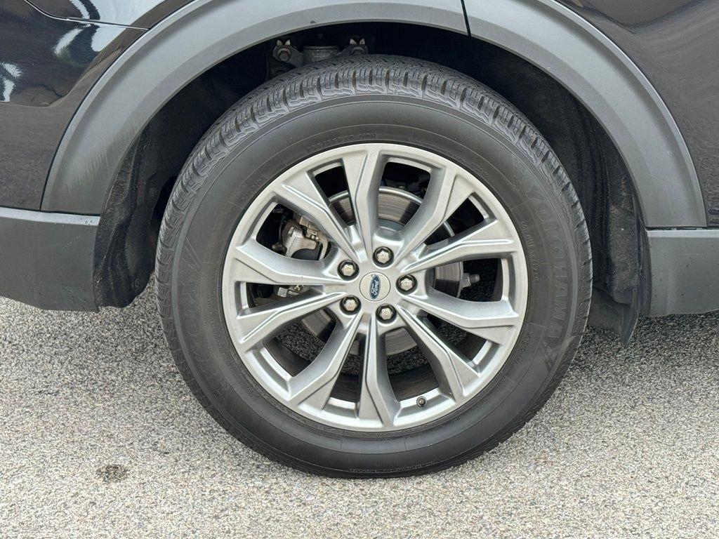 Ford Explorer  2021