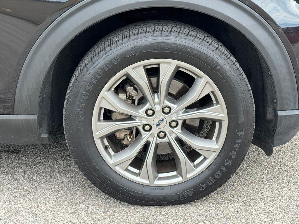 Ford Explorer  2021