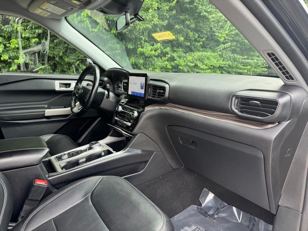 Ford Explorer  2021