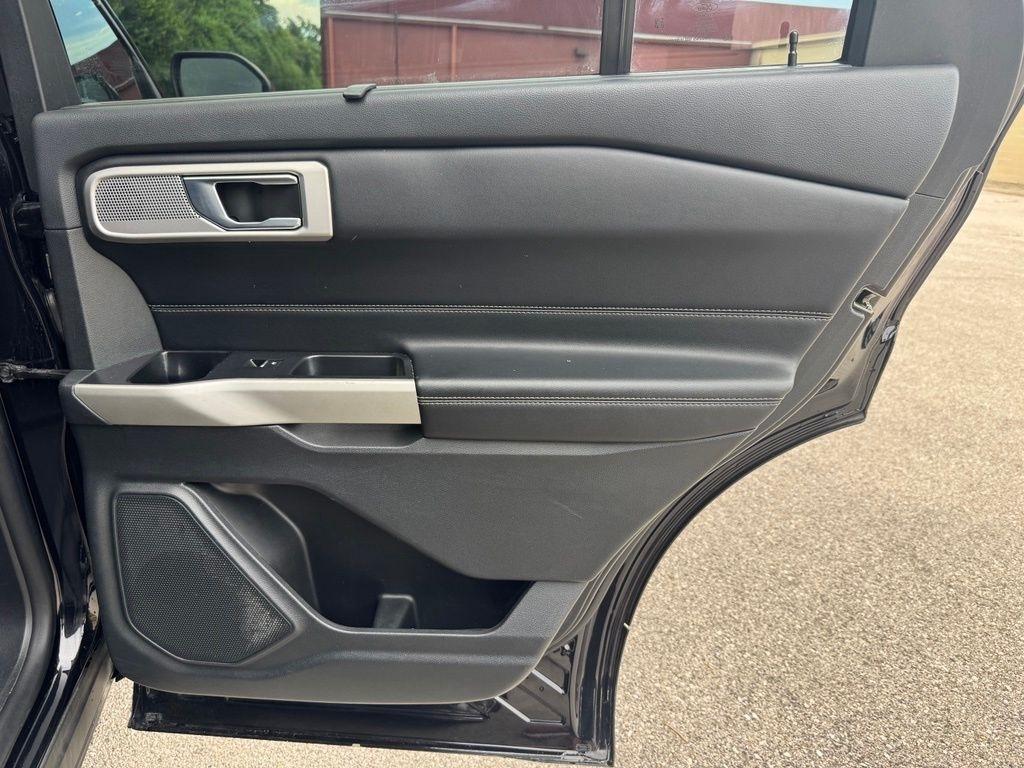Ford Explorer  2021