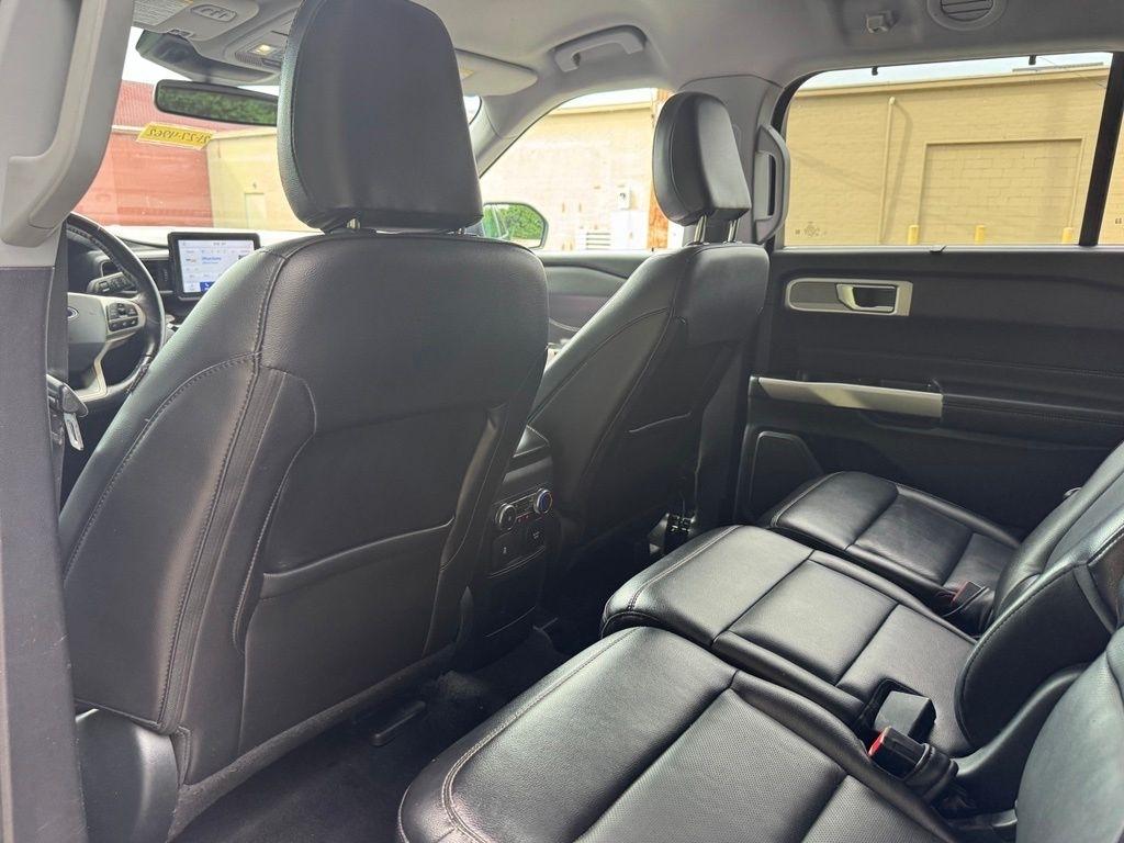 Ford Explorer  2021