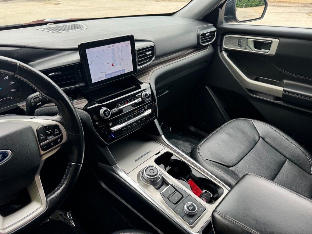 Ford Explorer  2021