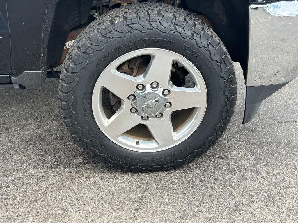 Chevrolet Silverado 2500HD Built After Aug 14  2015