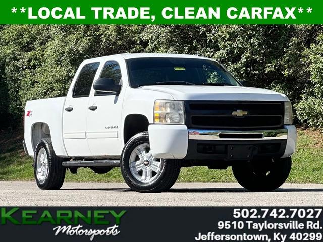 White 2010 Chevrolet Silverado 1500 LT Crew Cab 4WD Pickup Truck Four-Wheel Drive 6-Speed Automatic