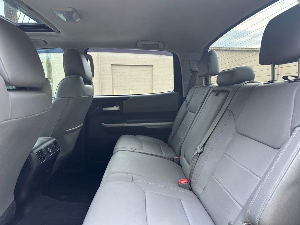 Toyota Tundra 4WD Truck  2014