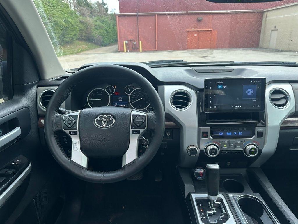 Toyota Tundra 4WD Truck  2014