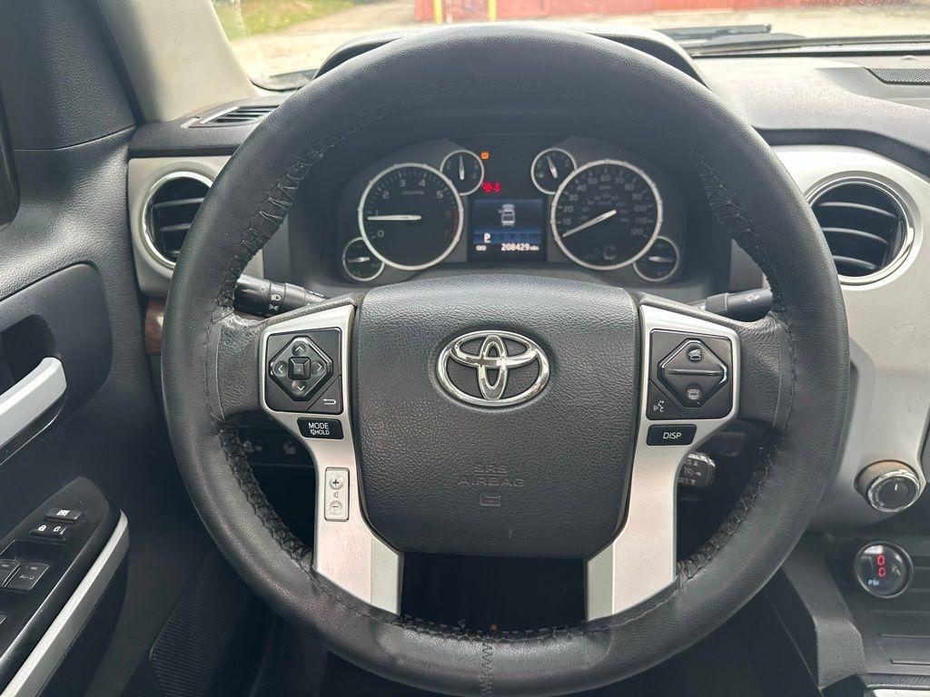 Toyota Tundra 4WD Truck  2014