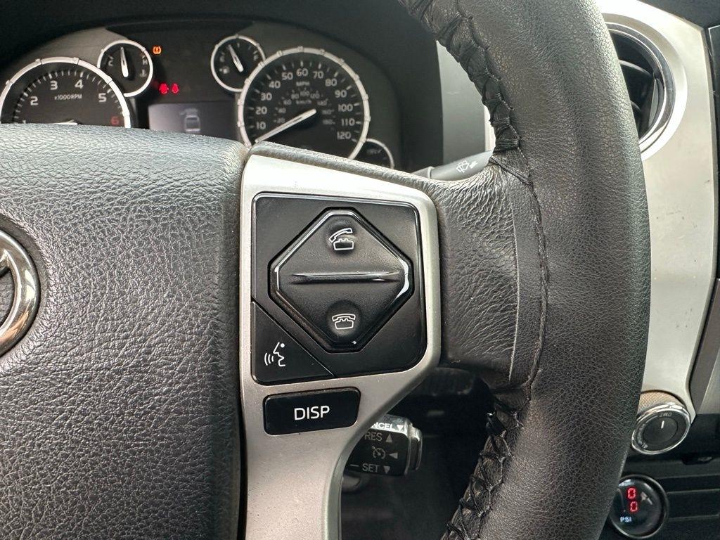 Toyota Tundra 4WD Truck  2014