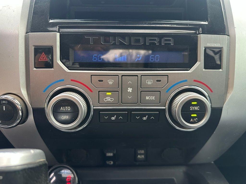 Toyota Tundra 4WD Truck  2014