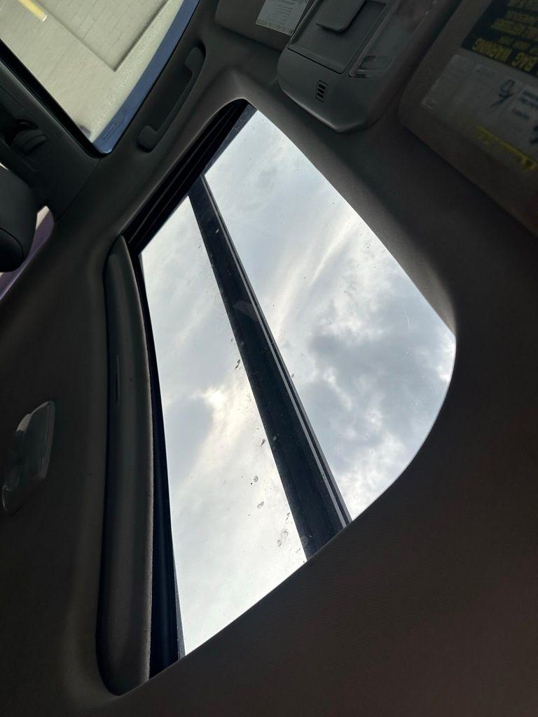 Toyota Tundra 4WD Truck  2014