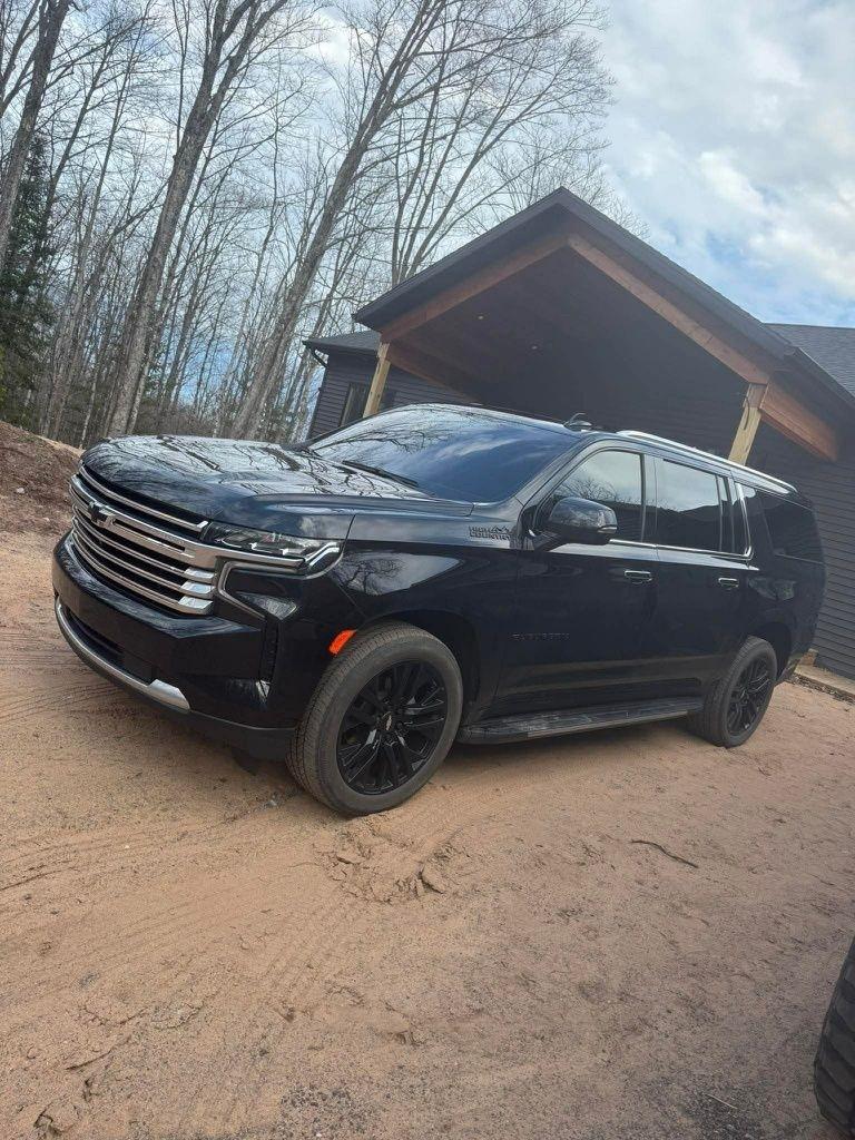 2021 Chevrolet Suburban High Country