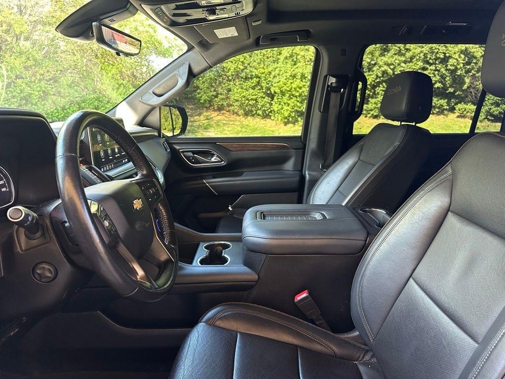 Chevrolet Suburban  2021