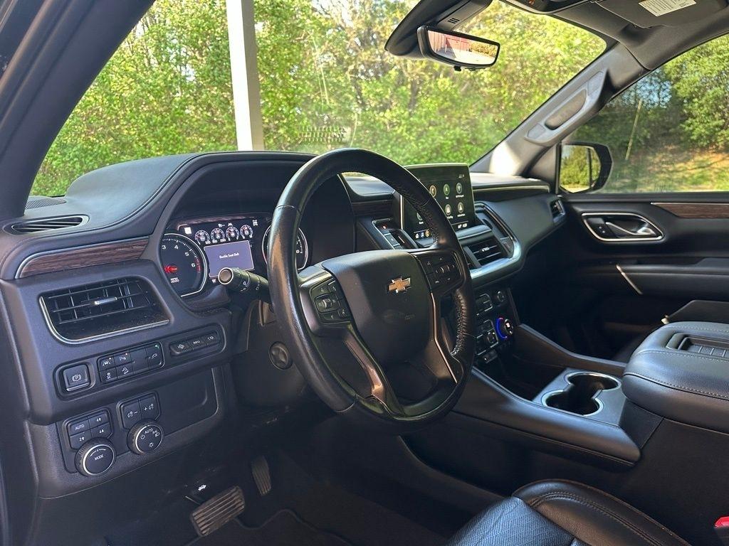 Chevrolet Suburban  2021