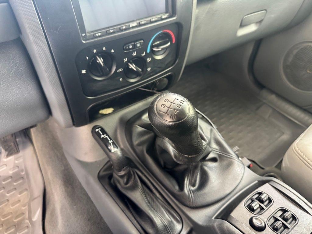 Jeep Liberty  2005