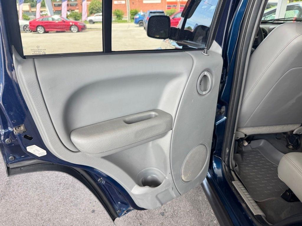 Jeep Liberty  2005