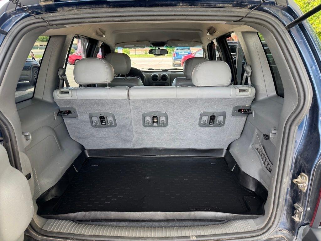 Jeep Liberty  2005
