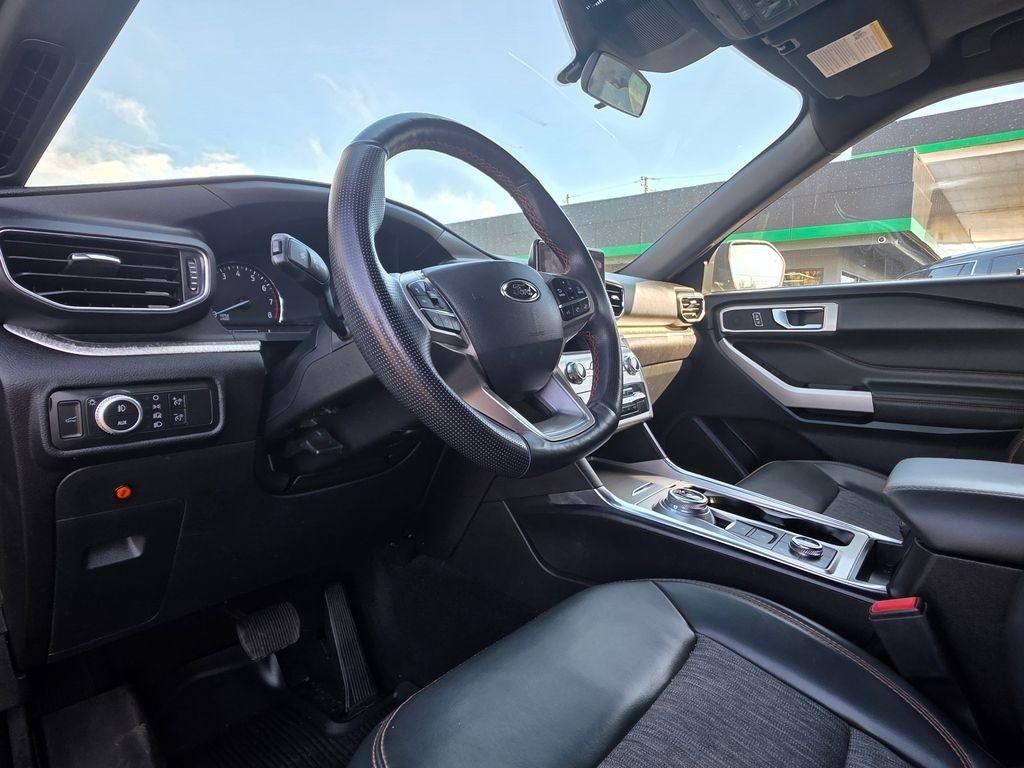Ford Explorer  2021