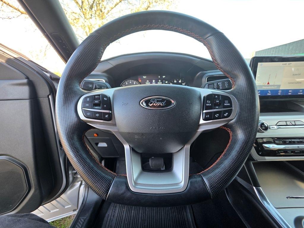Ford Explorer  2021