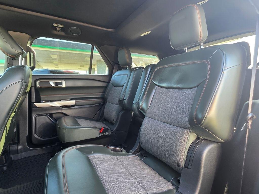 Ford Explorer  2021