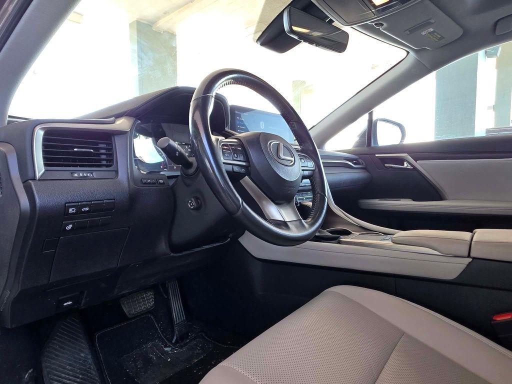 Lexus RX  2020