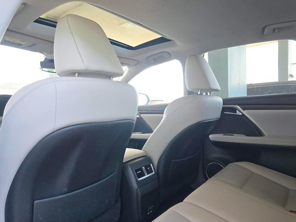 Lexus RX  2020